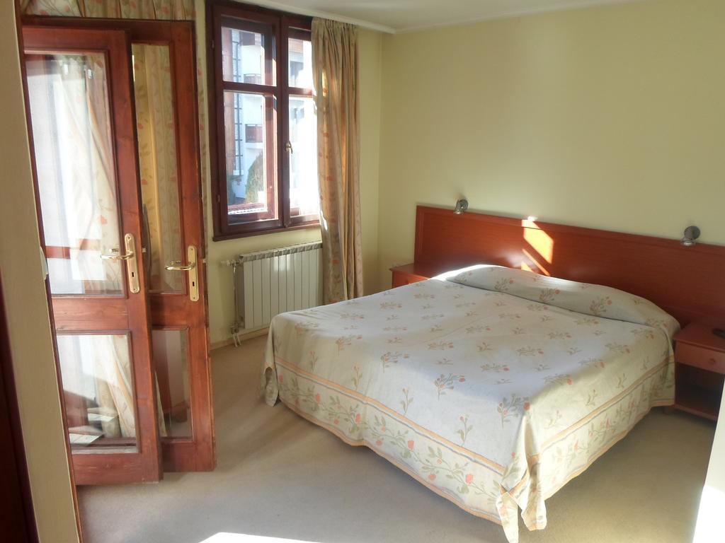Glazne Hotel Bansko Kamer foto